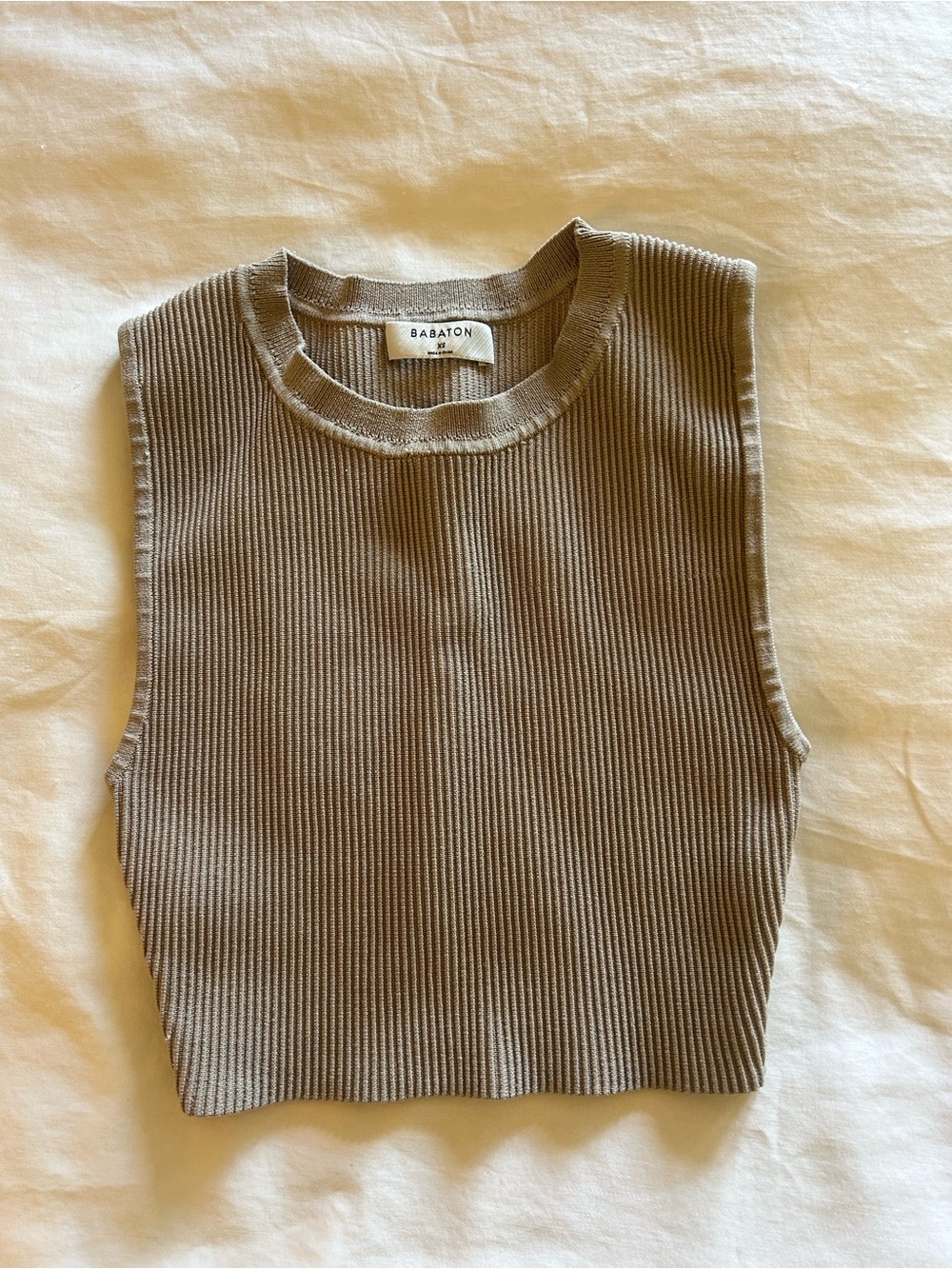Babaton Ribbed Sleeveless Crop Top in Taupe
